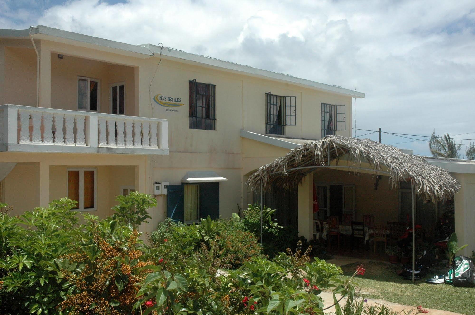 Rêve des Îles Guesthouse Gravier Exterior foto